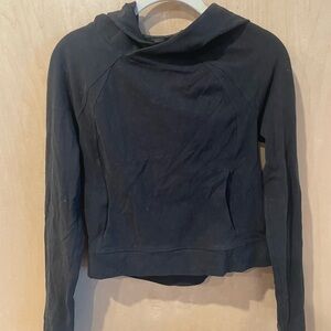 Lululemon cropped hoodie